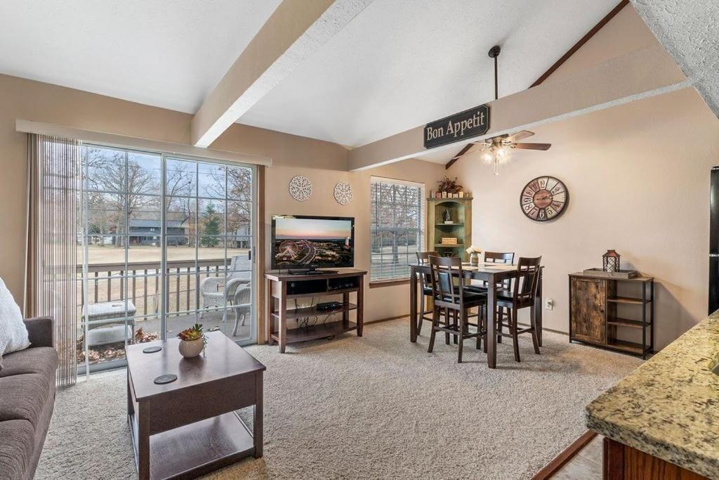 2 Bed 2 Bath Fall Creek Condo Branson Eksteriør billede